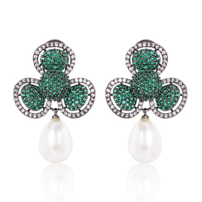 Aara Earrings - Green