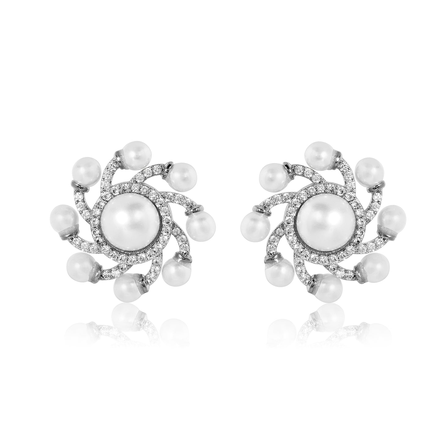 Laila Stud Earrings - Silver & Pearl