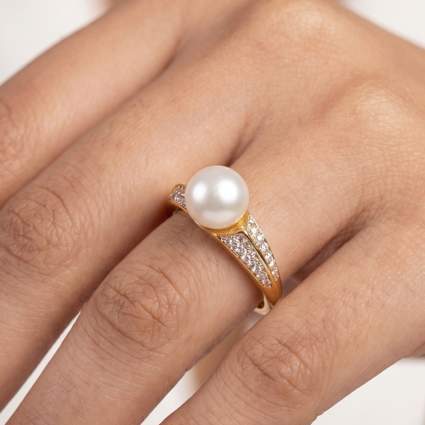 Pearl Diamond Ring - Gold & Silver