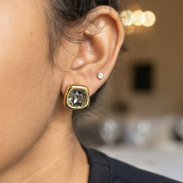 Swarovski minimal Studs - Charcoal