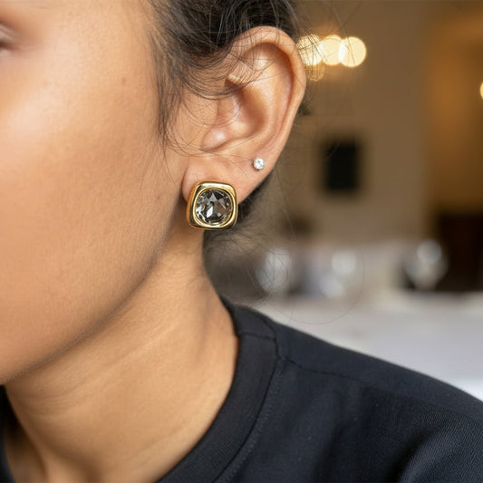 Swarovski minimal Studs - Charcoal