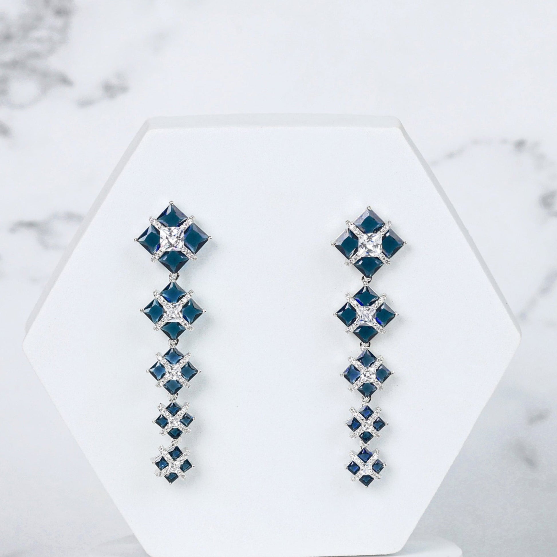 Lumi Earrings - blue