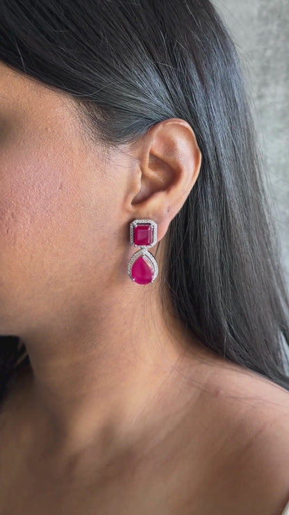 Sara Earrings - Red